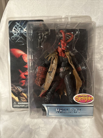 Mezco Hellboy -  Action Figure