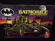 AMT 6650 1/25 Batimóvil con motor de turbina a reacción Batman regresa  1993